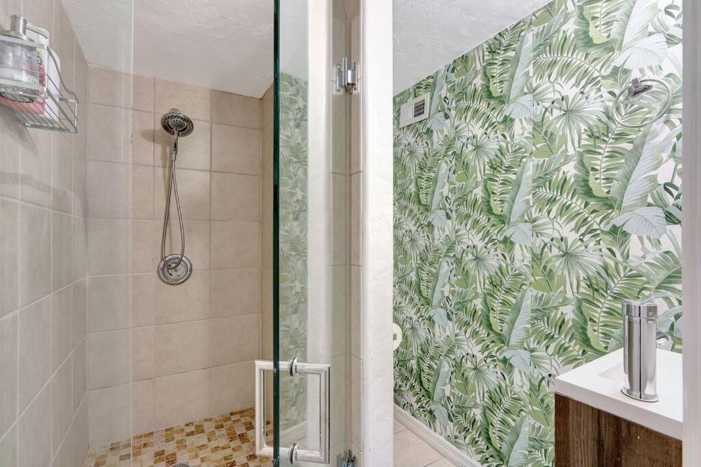 Holiday home 3br 2ba With Pool Near Nightlife And Beach! Fort Lauderdale