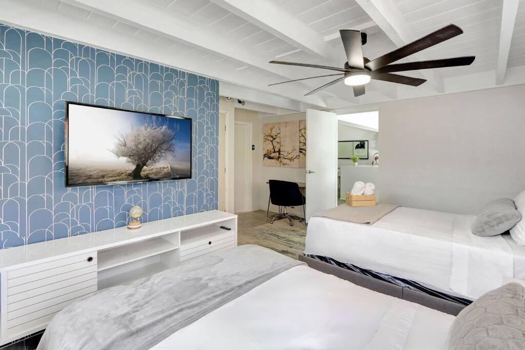 Holiday home 3br 2ba With Pool Near Nightlife And Beach!