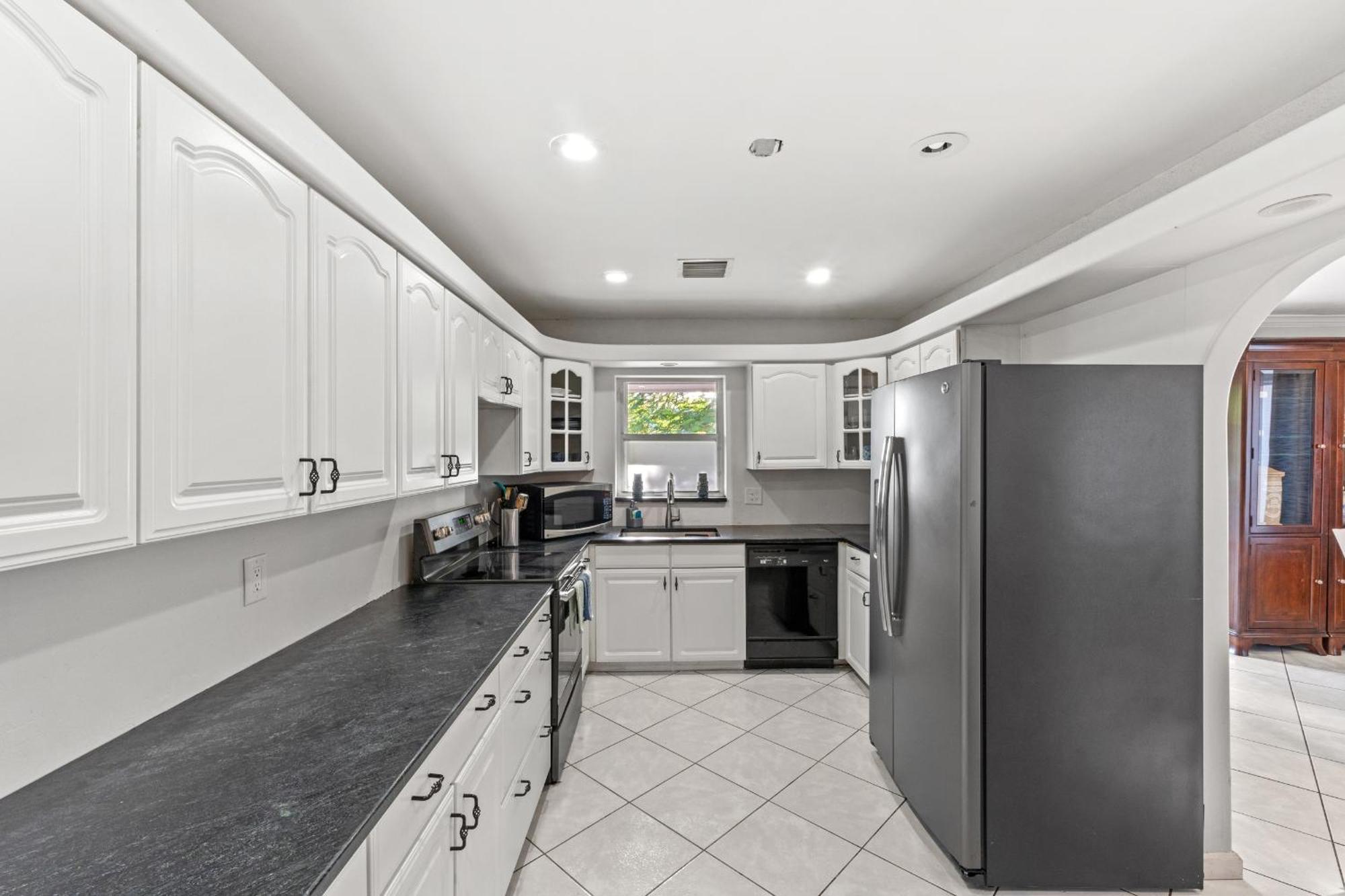 Spacious 4br, 5 Min Chase Stadium, Pool & Jacuzzi