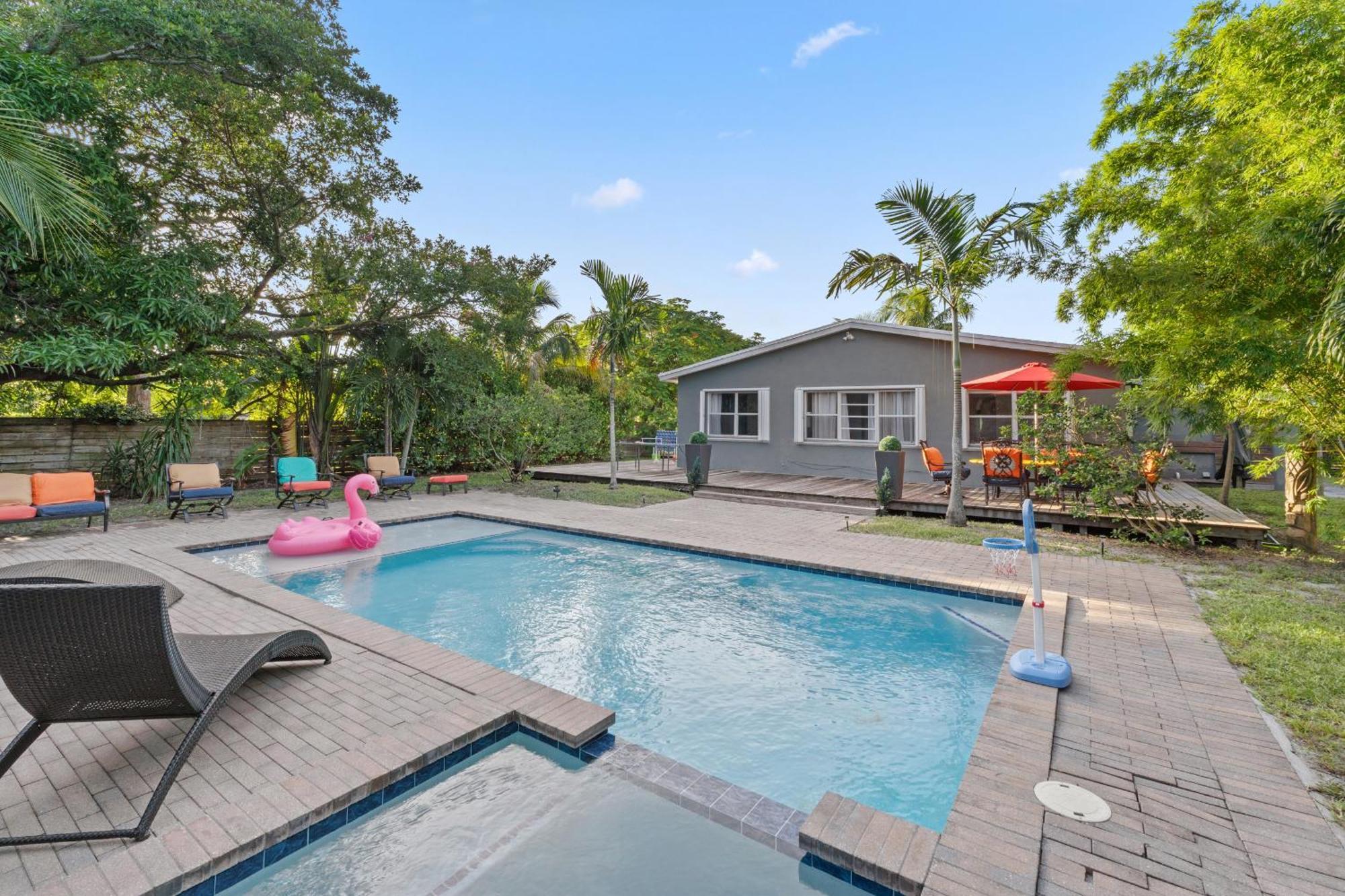 Spacious 4br, 5 Min Chase Stadium, Pool & Jacuzzi *