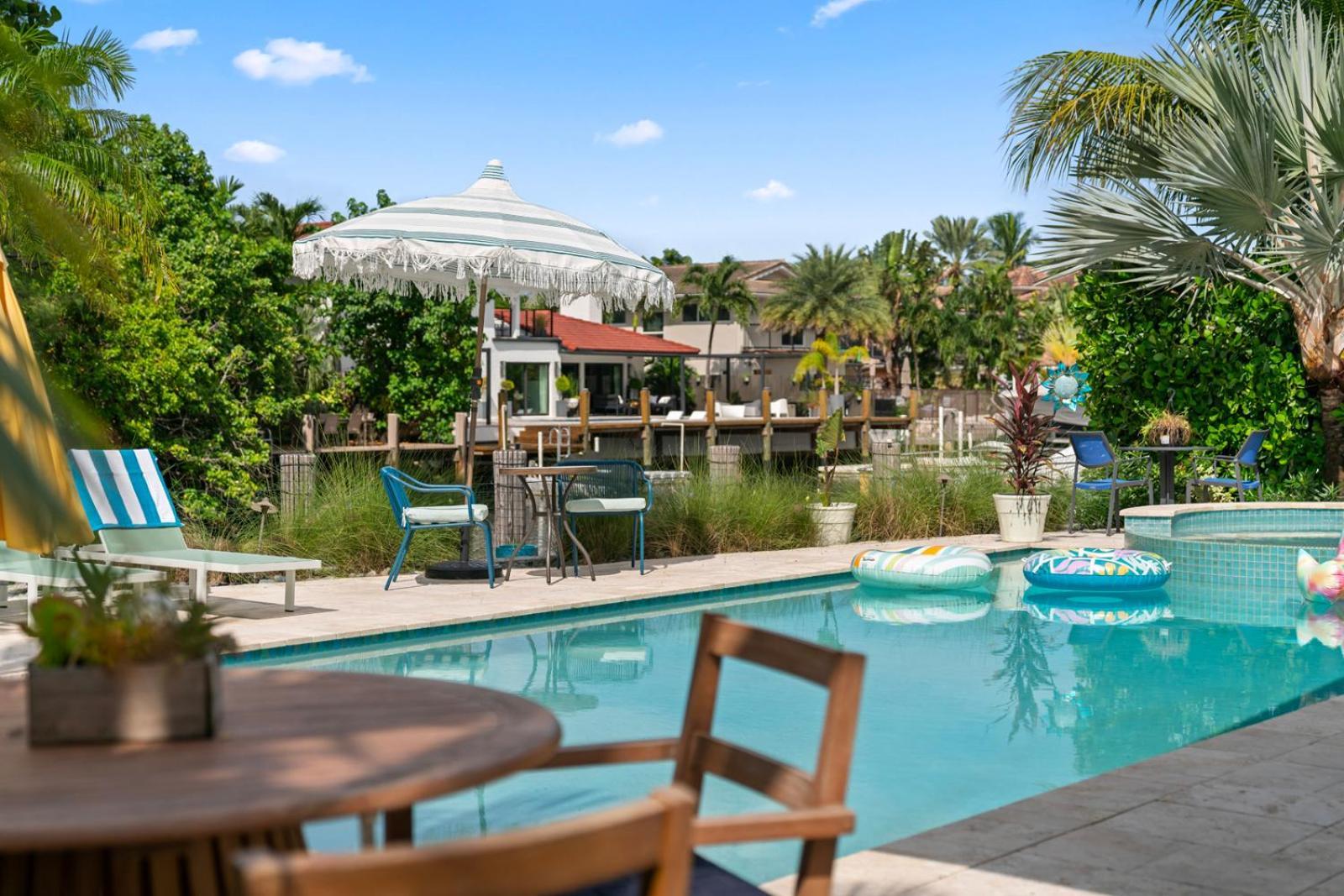 Villa Waterfront With In-law And Stunning Pool