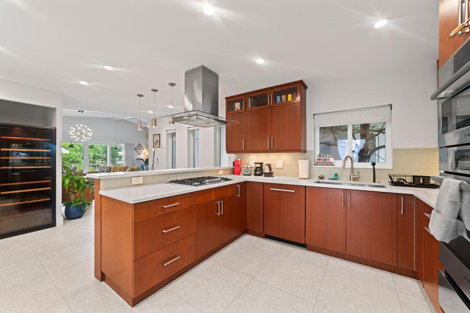 Waterfront With In-law And Stunning Pool *