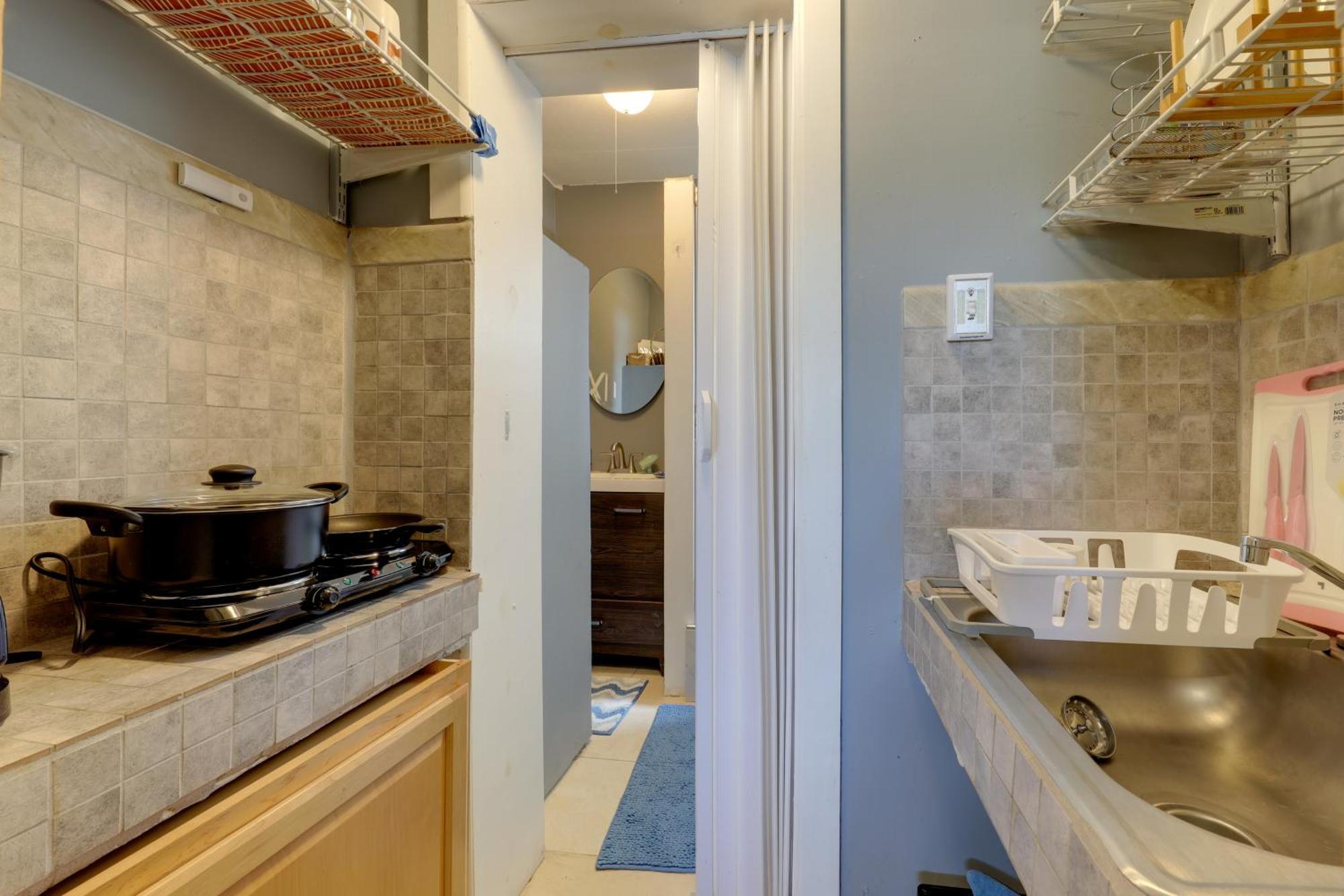 8 Mi To Pet-friendly Lauderdale
