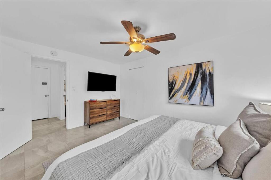 Sunny Days Getaway, 5bd Heated Pool Family Home! *