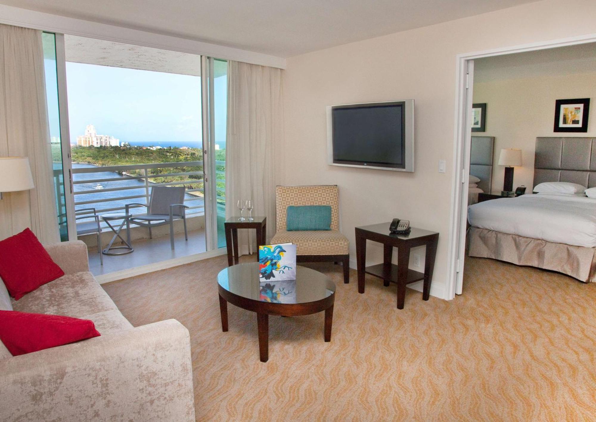 Hotel Gallery One - A Doubletree By Hilton 4*