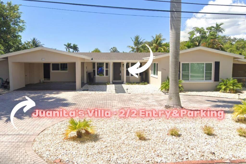 Juanita's Waterfront * Fort Lauderdale