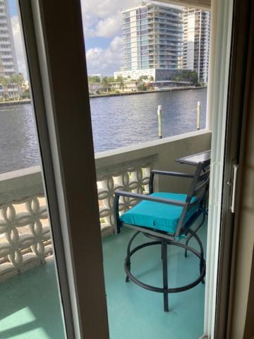 Hotel Isle Yacht Club