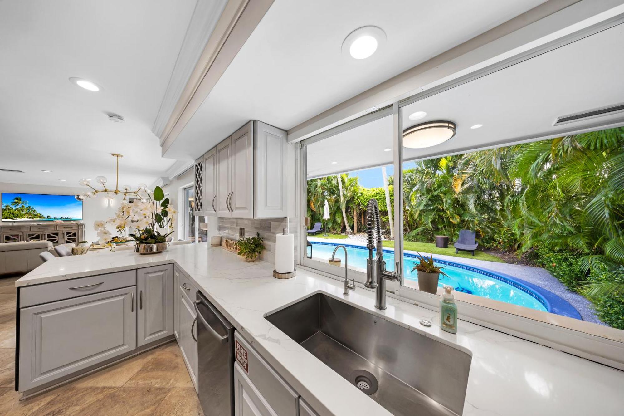 Sunshine State - Your Private Lauderdale Retreat *