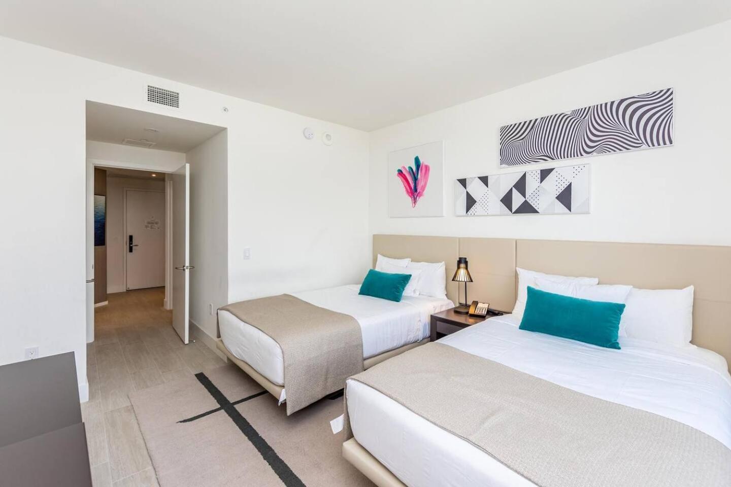 Apartment Amazing At H House