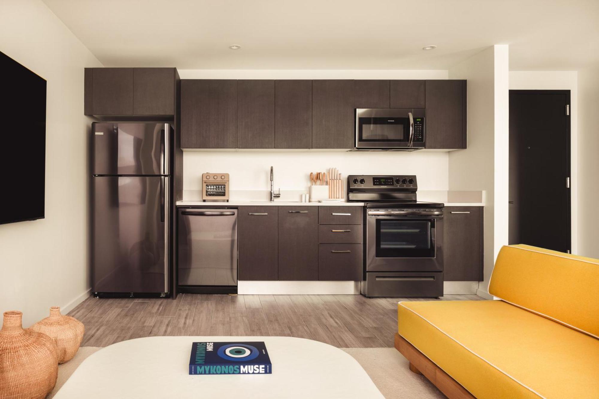 Flow Lauderdale Aparthotel *