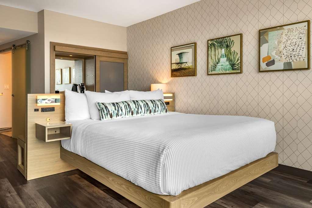 Hotel Cambria Lauderdale