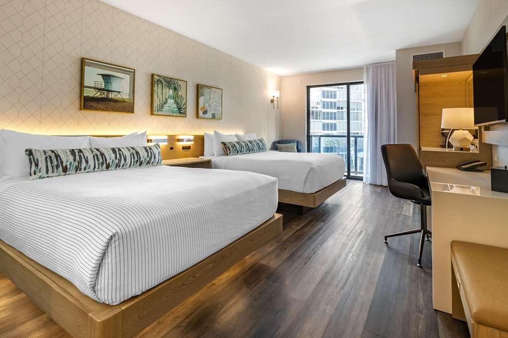 Hotel Cambria Lauderdale 3*