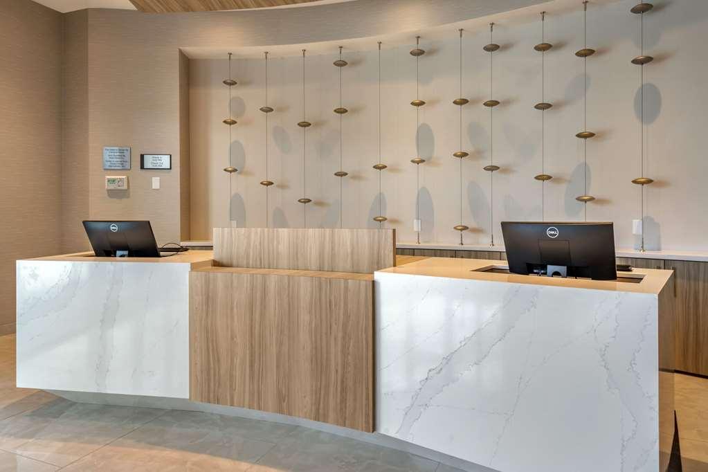 Cambria Lauderdale Hotel 3*