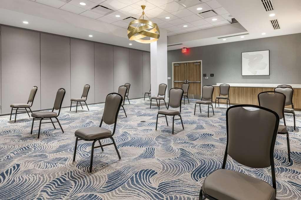 Hotel Cambria Lauderdale 3*