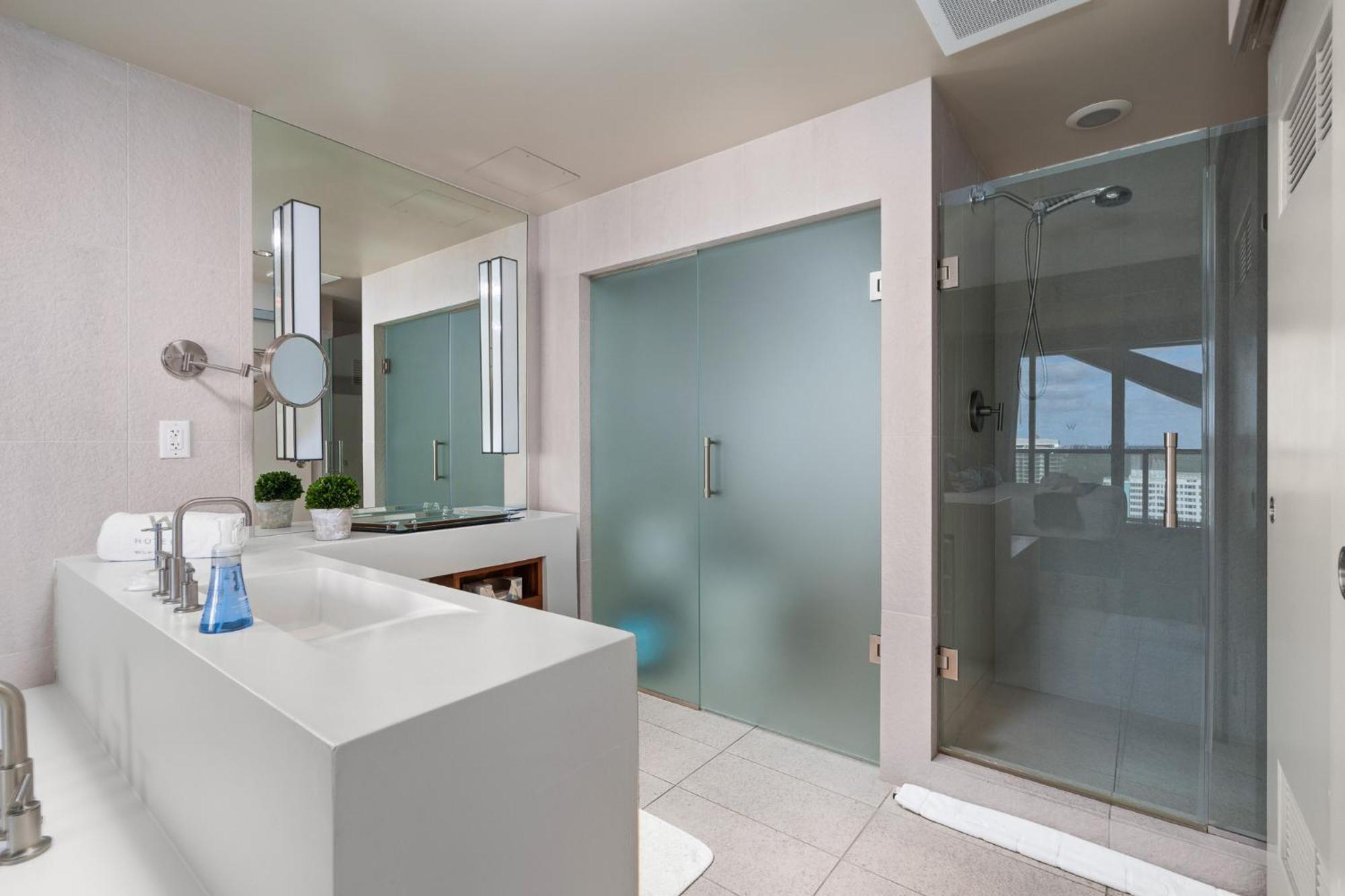 Last Min Deals! 2br W Resort, Birds Eye View Of It All, Professionally Designed Apartment *