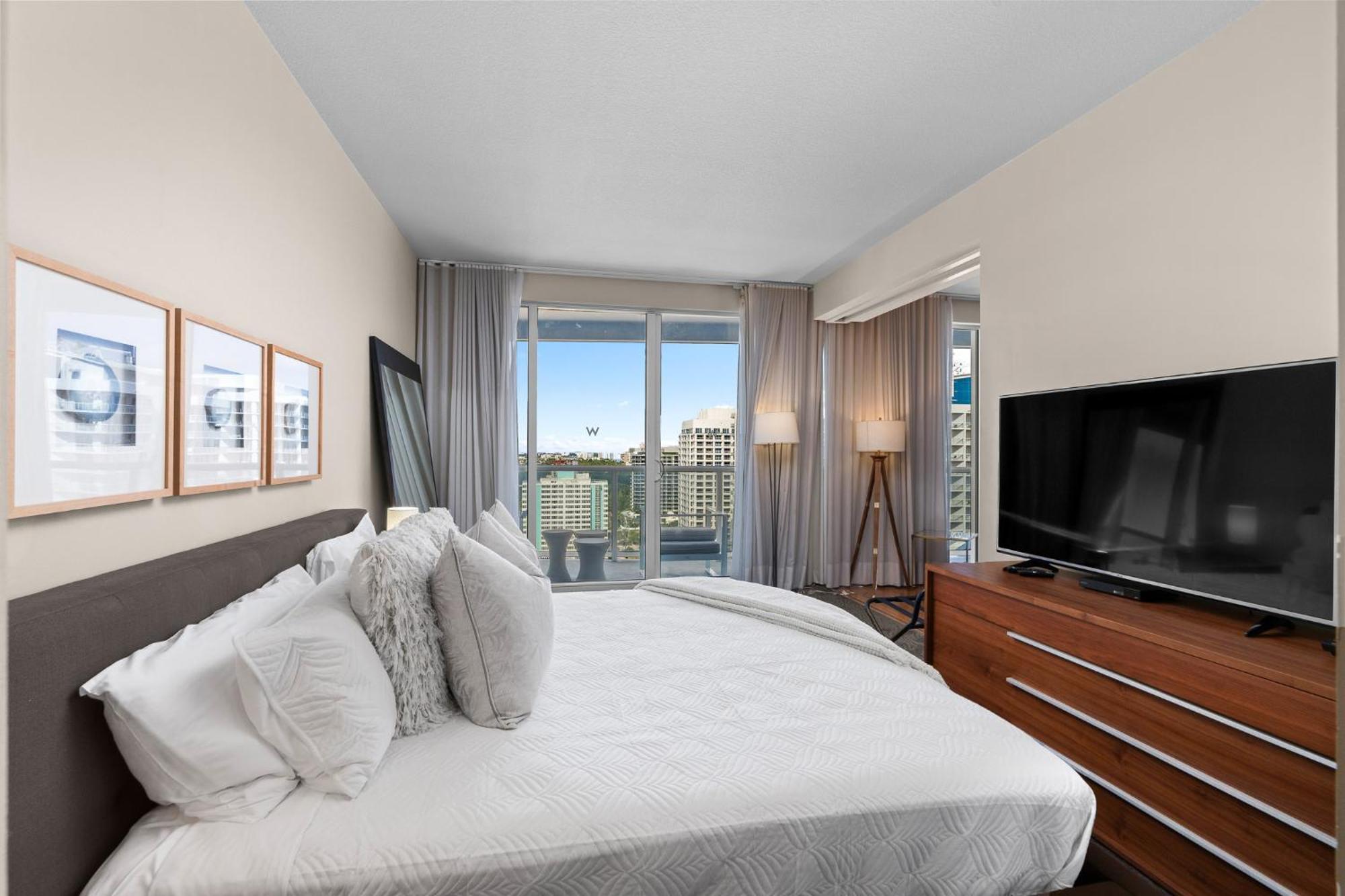 Last Min Deals! 2br W Resort, Birds Eye View Of It All, Professionally Designed Fort Lauderdale