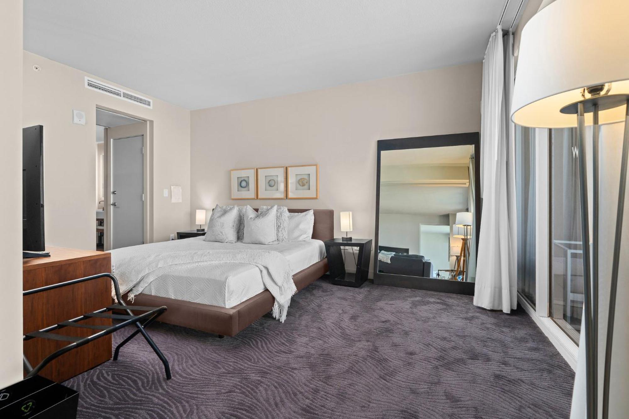 Apartment Last Min Deals! 2br W Resort, Birds Eye View Of It All, Professionally Designed *