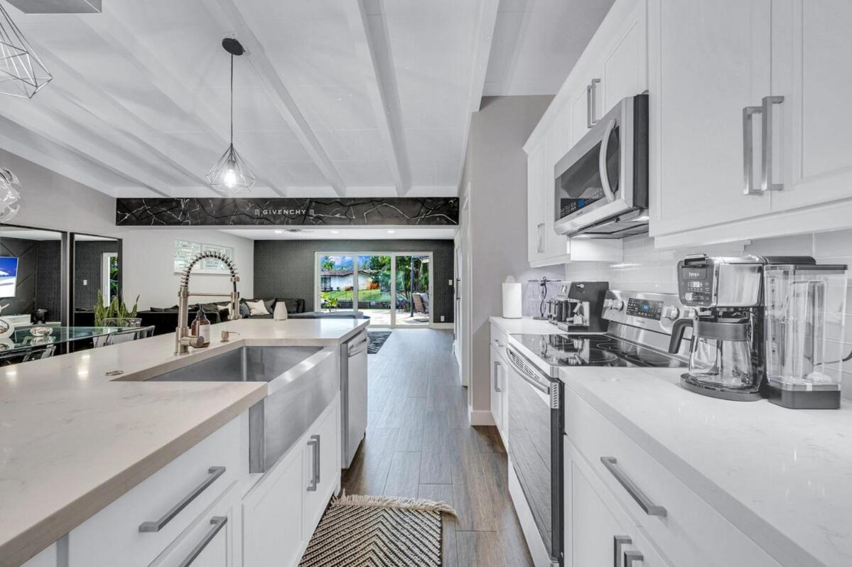 Givenchy Waterfront With Hot Tub & Bbq * Fort Lauderdale