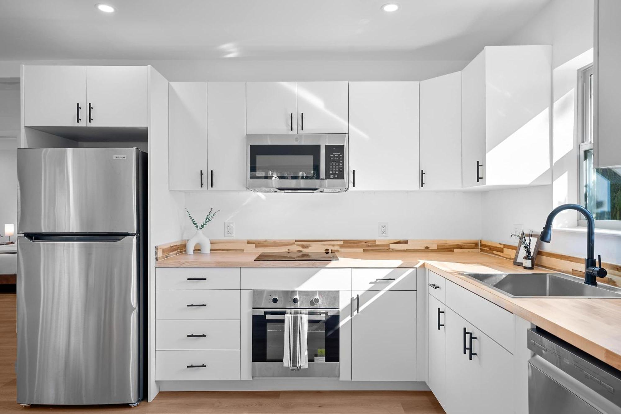 Apartment 921 2 *