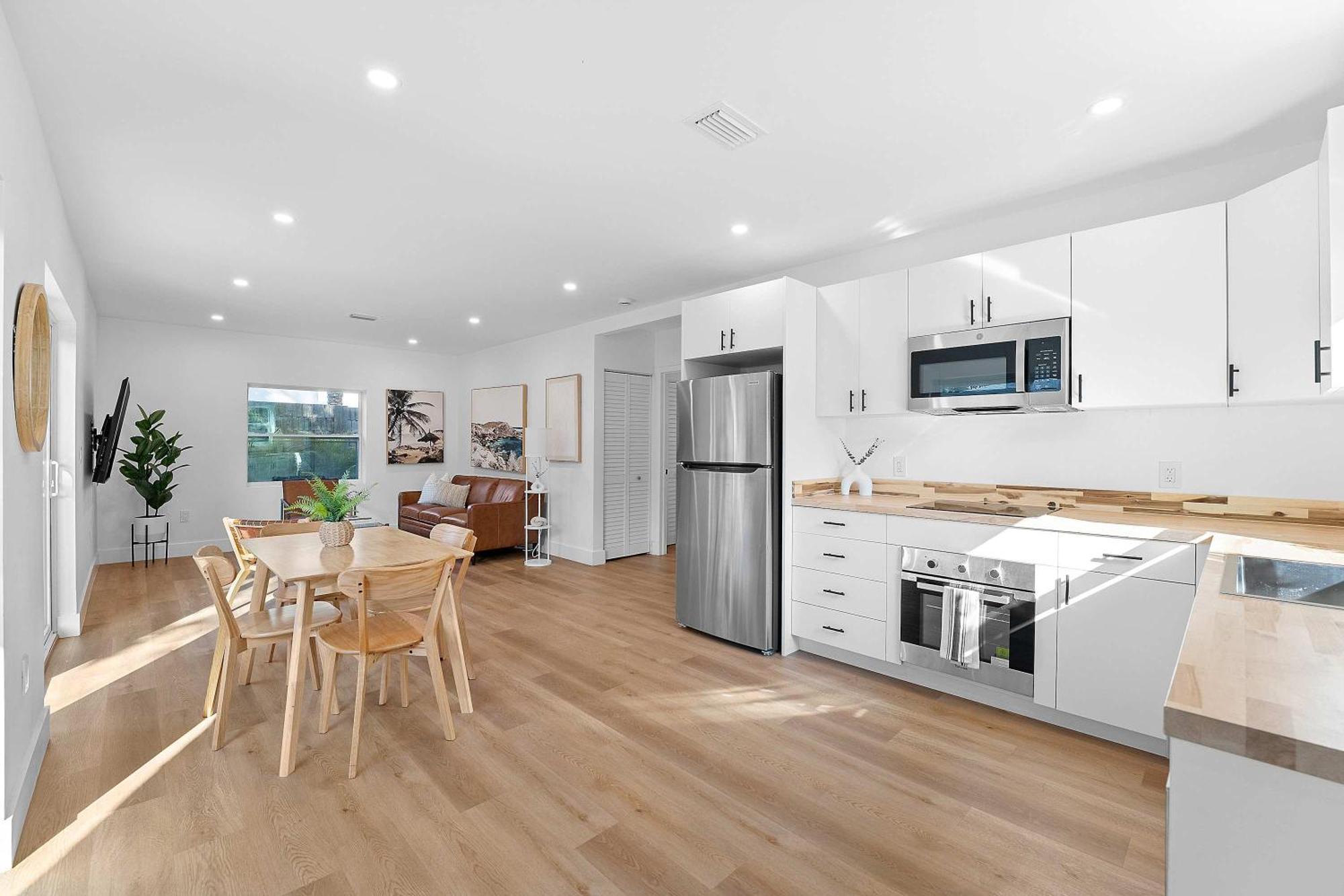 Apartment 921 2 *