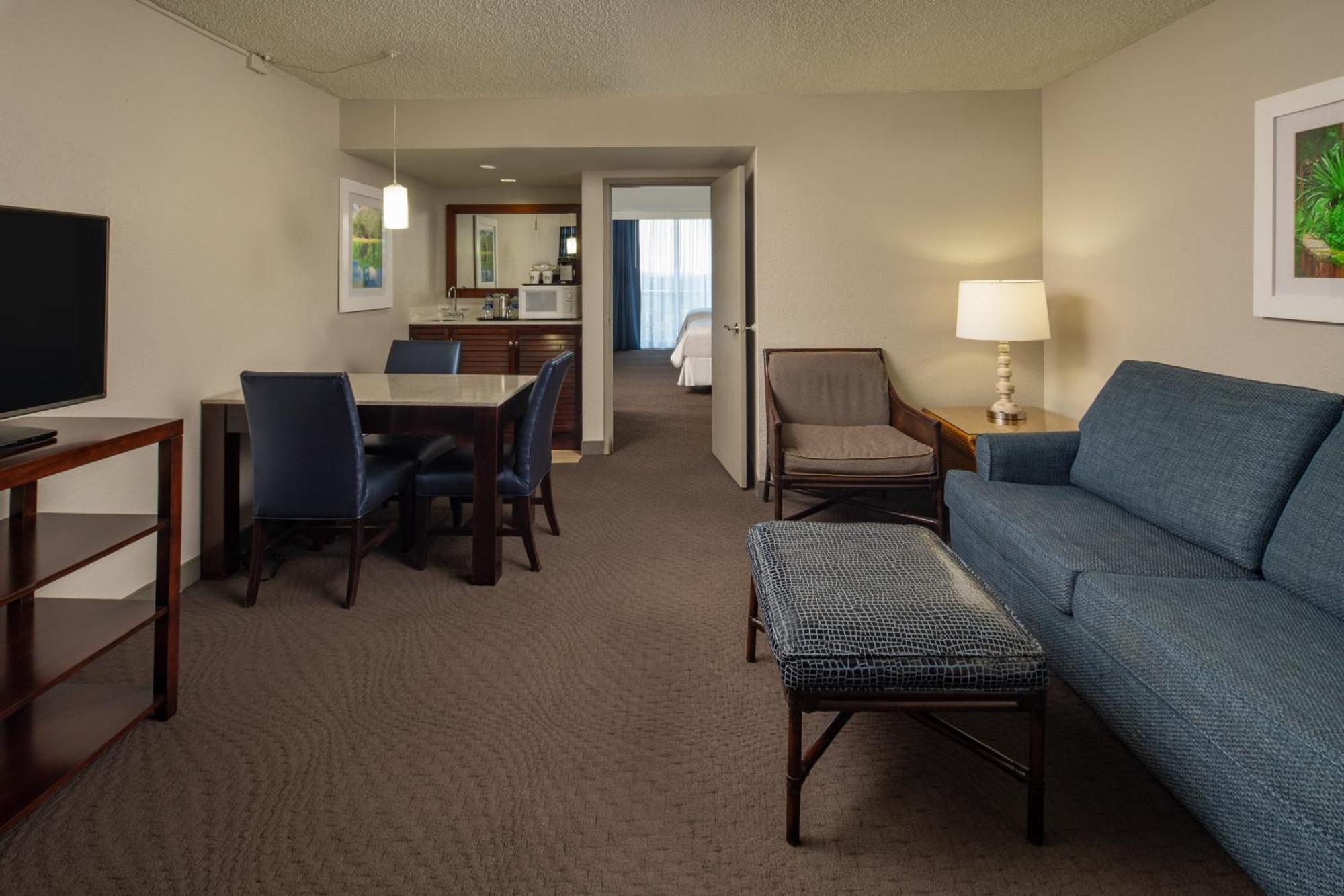Sheraton Lauderdale At Cypress Creek 3*