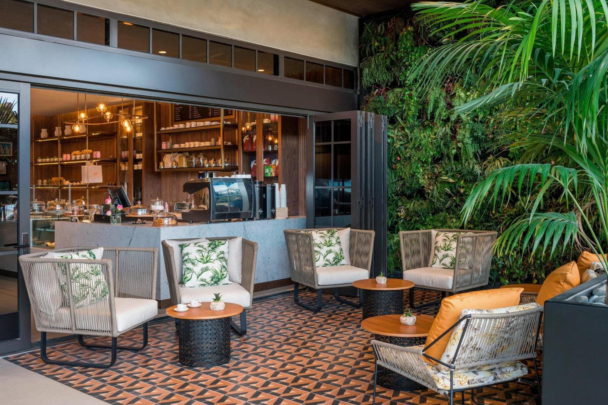 The Dalmar, Lauderdale, A Tribute Portfolio Hotel 4*