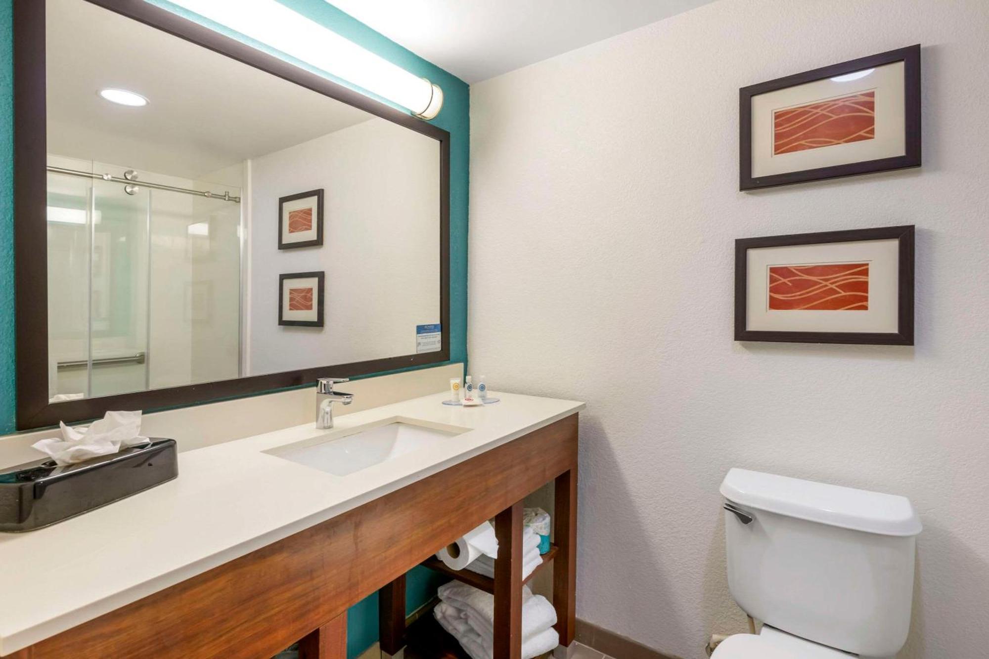 Comfort & Lauderdale West Turnpike Fort Lauderdale