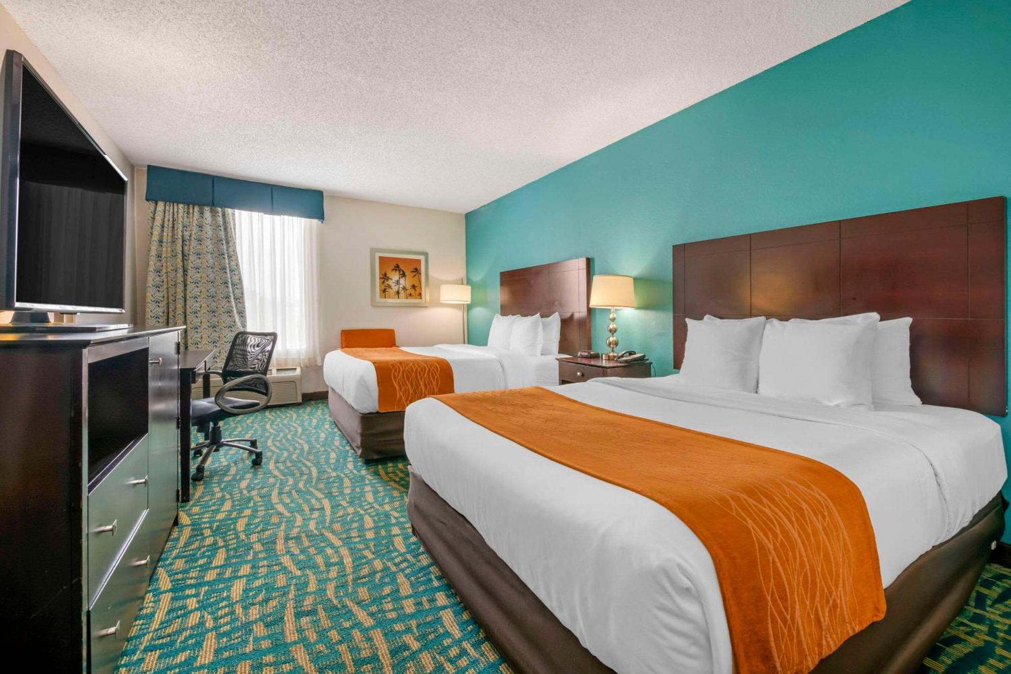 Comfort & Lauderdale West Turnpike Hotel Fort Lauderdale