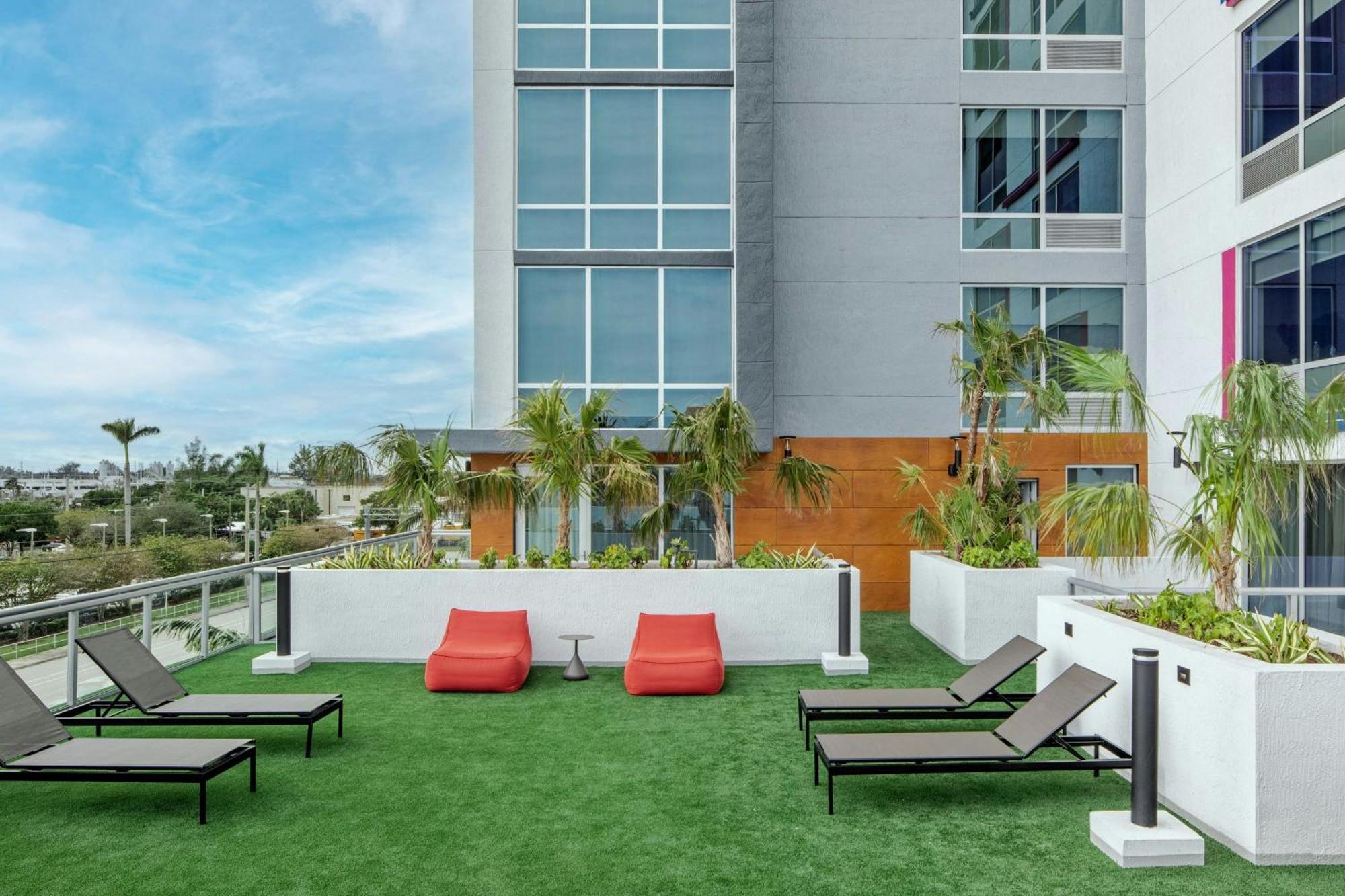 Aloft Lauderdale Airport & Cruise Port Fort Lauderdale