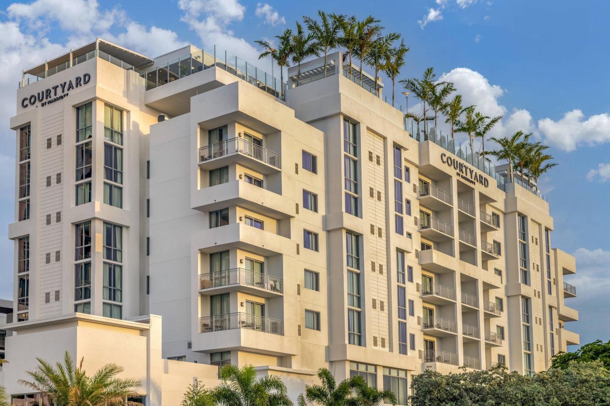 Courtyard By Marriott Lauderdale Downtown Hotel 3*