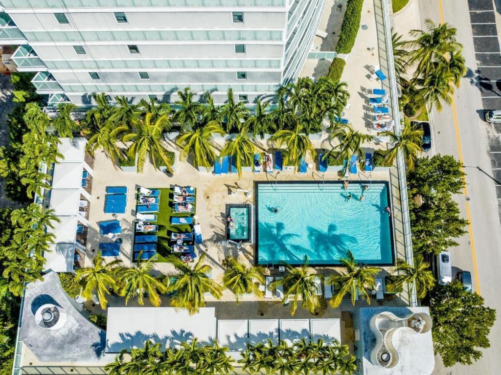 W Residences 2 Bed Unit - Beachfront And Luxe Apartment *