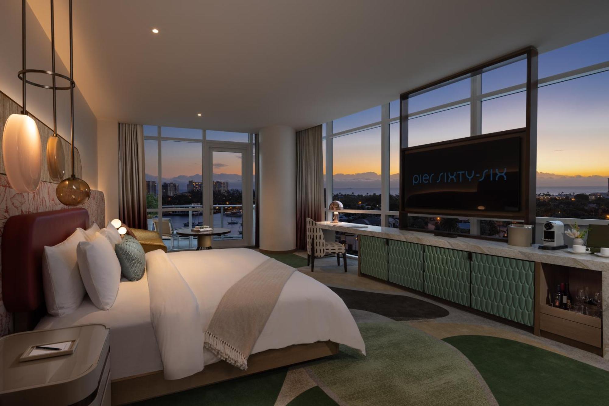 Hotel Pier Sixty-six