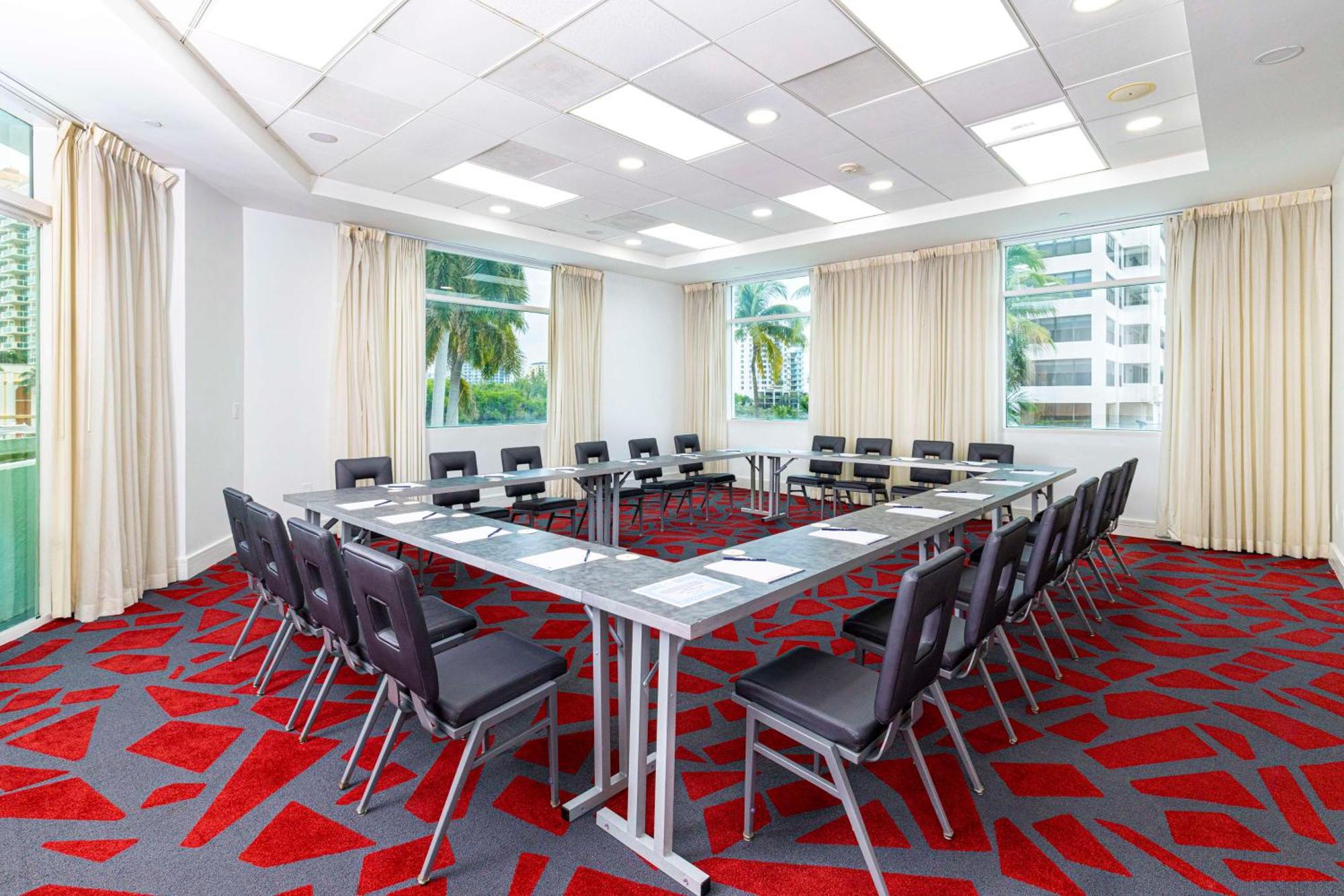 Hotel Gallery One - A Doubletree By Hilton Fort Lauderdale