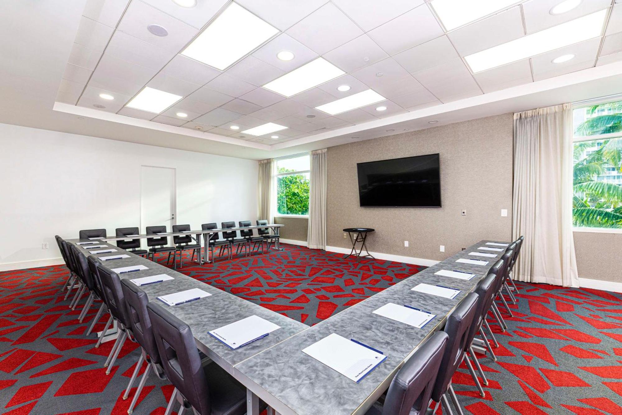 Hotel Gallery One - A Doubletree By Hilton