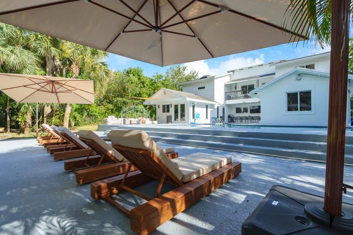 Villa Huge Heated Pool With Gameroom *