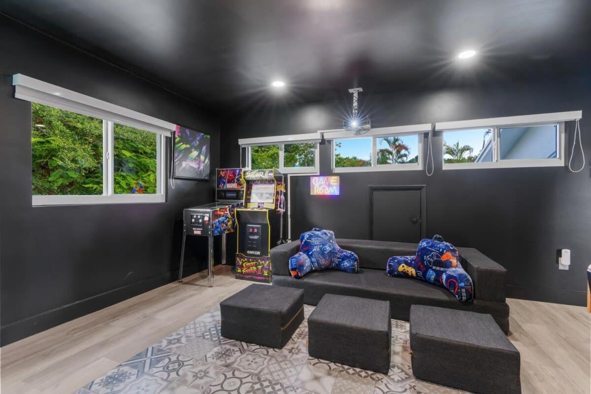 Villa Huge Heated Pool With Gameroom *