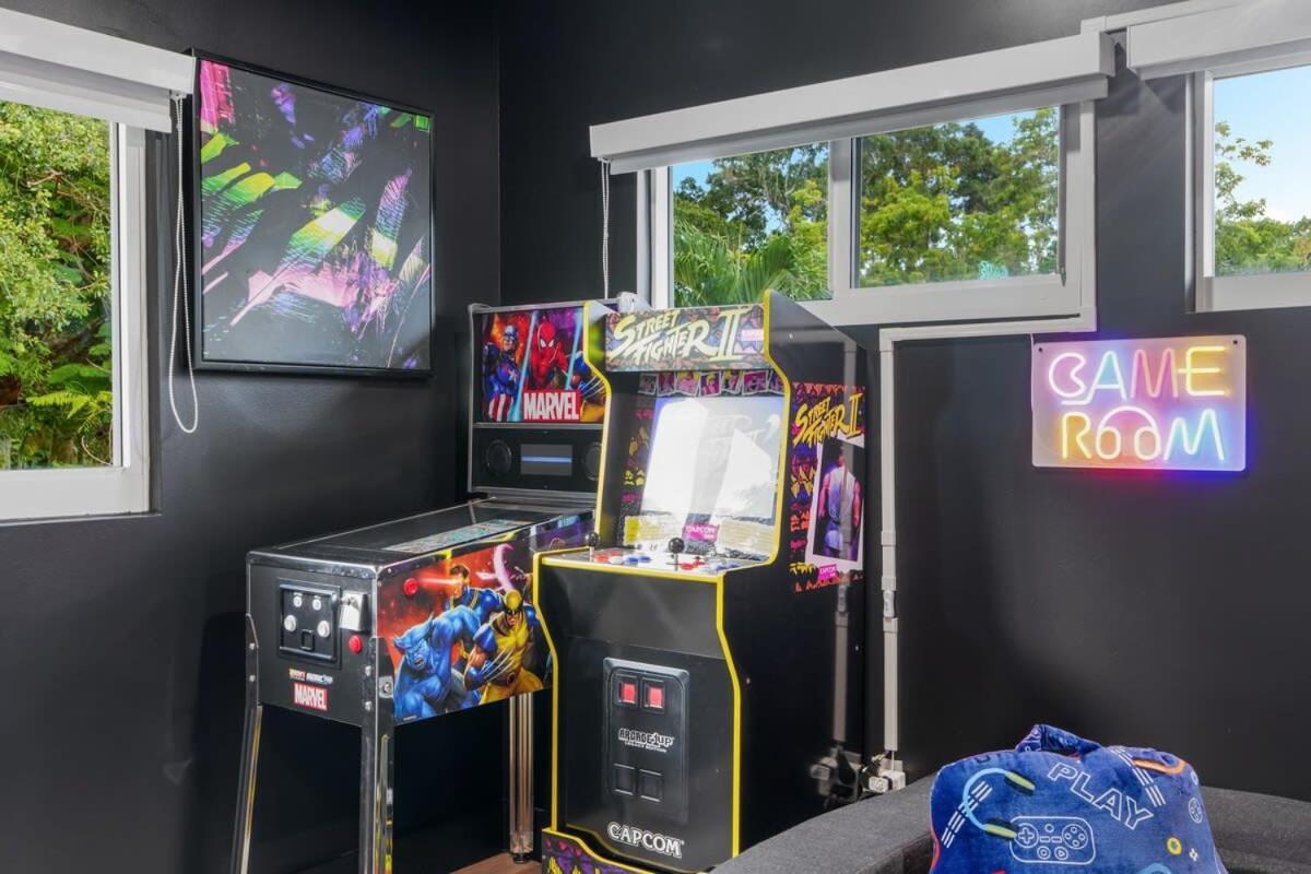 Huge Heated Pool With Gameroom Fort Lauderdale