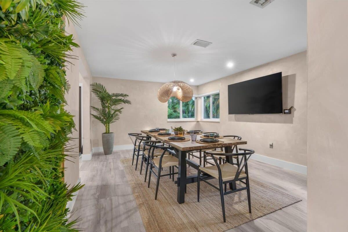 Huge Heated Pool With Gameroom * Fort Lauderdale
