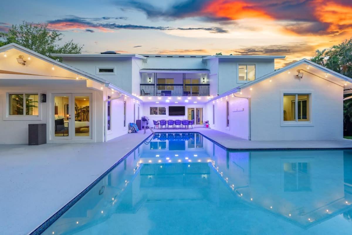 Villa Huge Heated Pool With Gameroom *