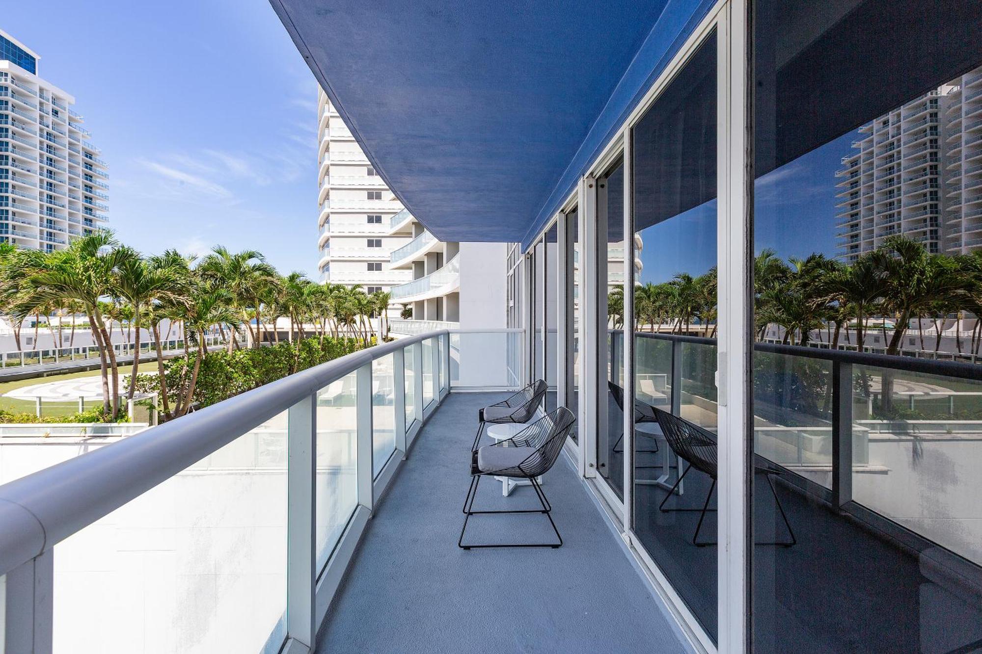 Apartment W Residences 2 Bed Unit - Beachfront And Luxe *