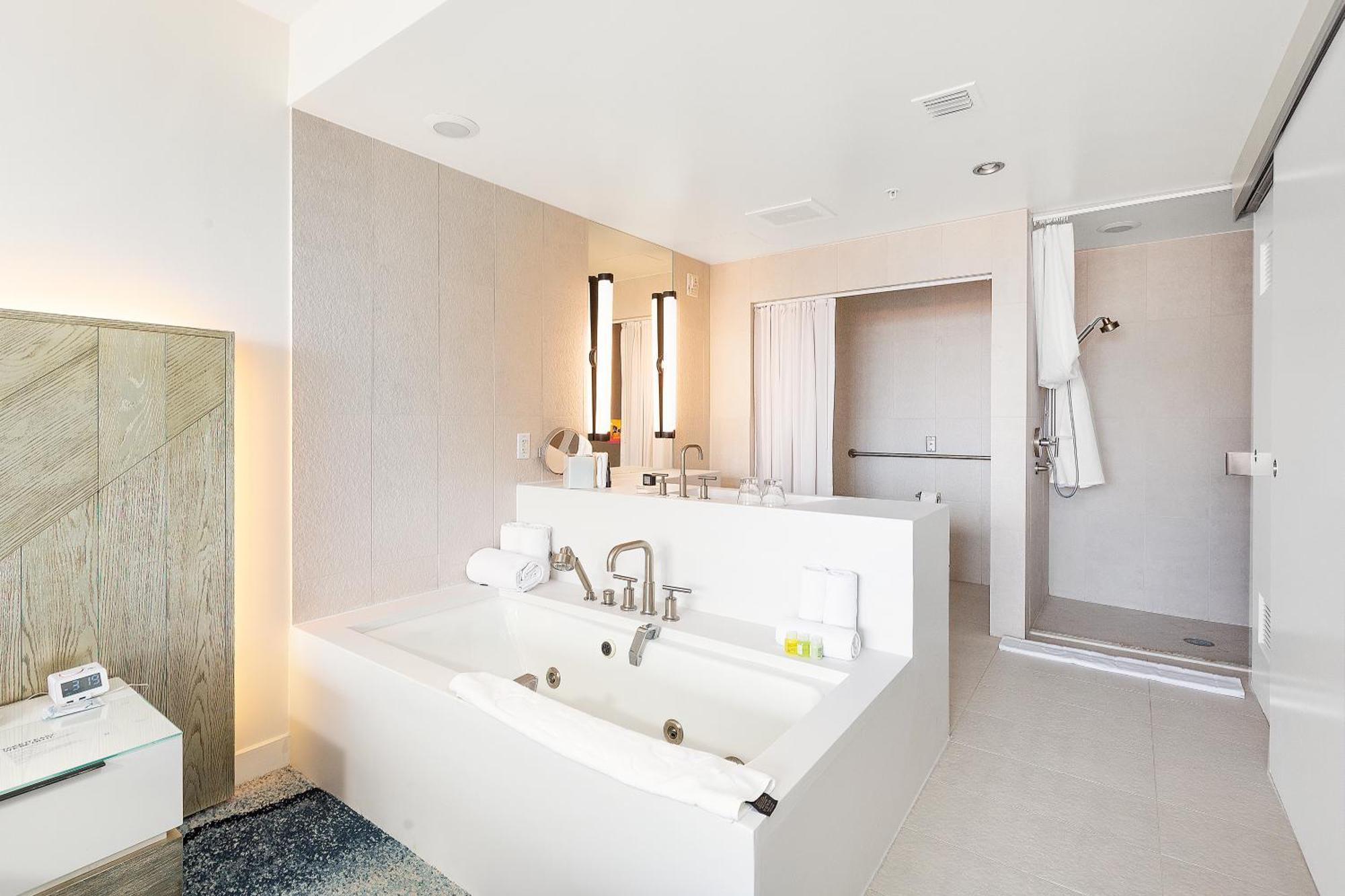 W Residences 2 Bed Unit - Beachfront And Luxe Apartment Fort Lauderdale