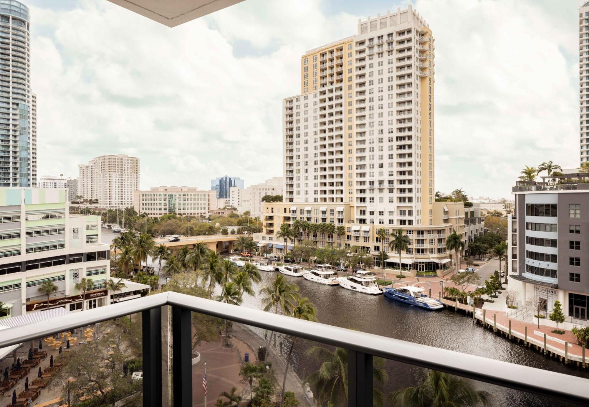 Flow Lauderdale * Fort Lauderdale