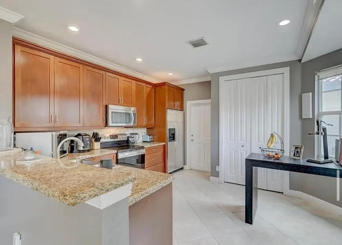 Mins To Olas With Heated Pool, Near & Dining Holiday home Fort Lauderdale