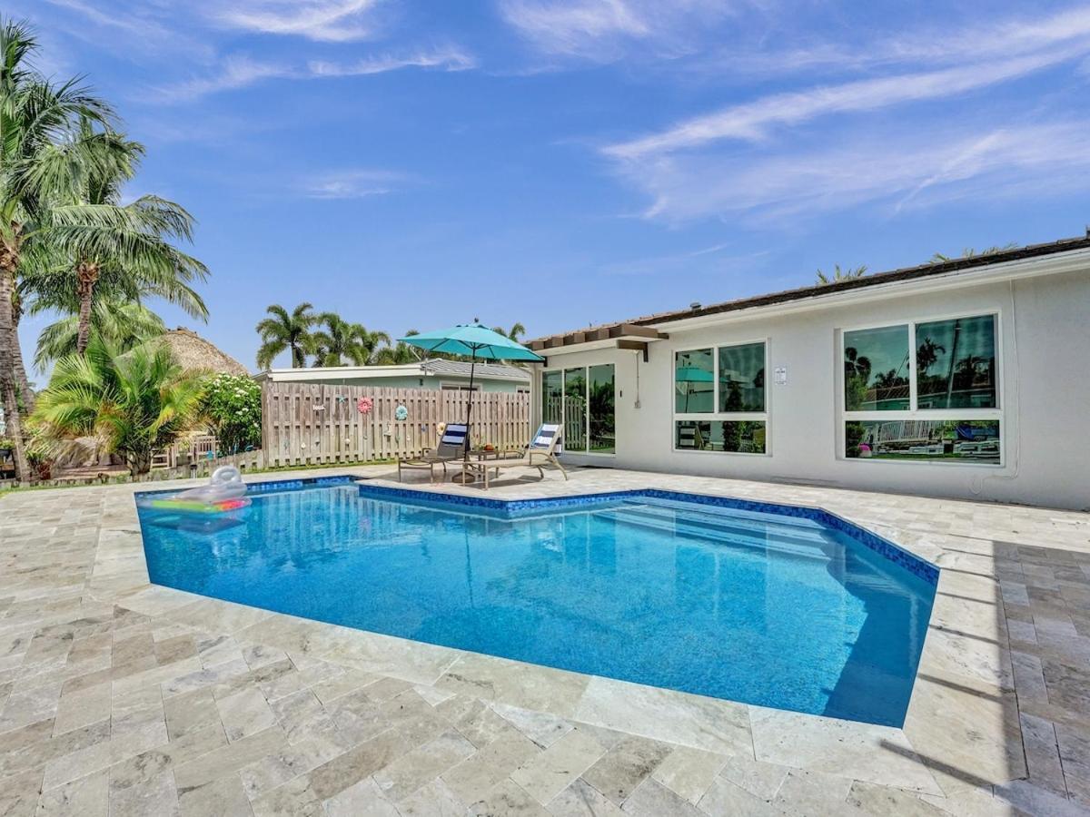Sandy's Sunshine Oasis