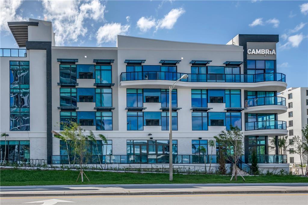 Hotel Cambria Lauderdale 3*