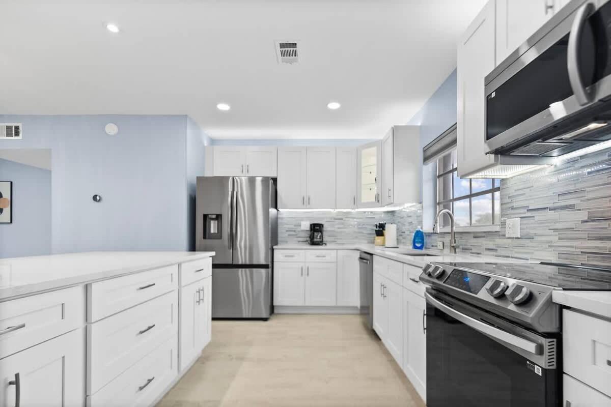 Apartment Coastal Lauderdale Get Away *