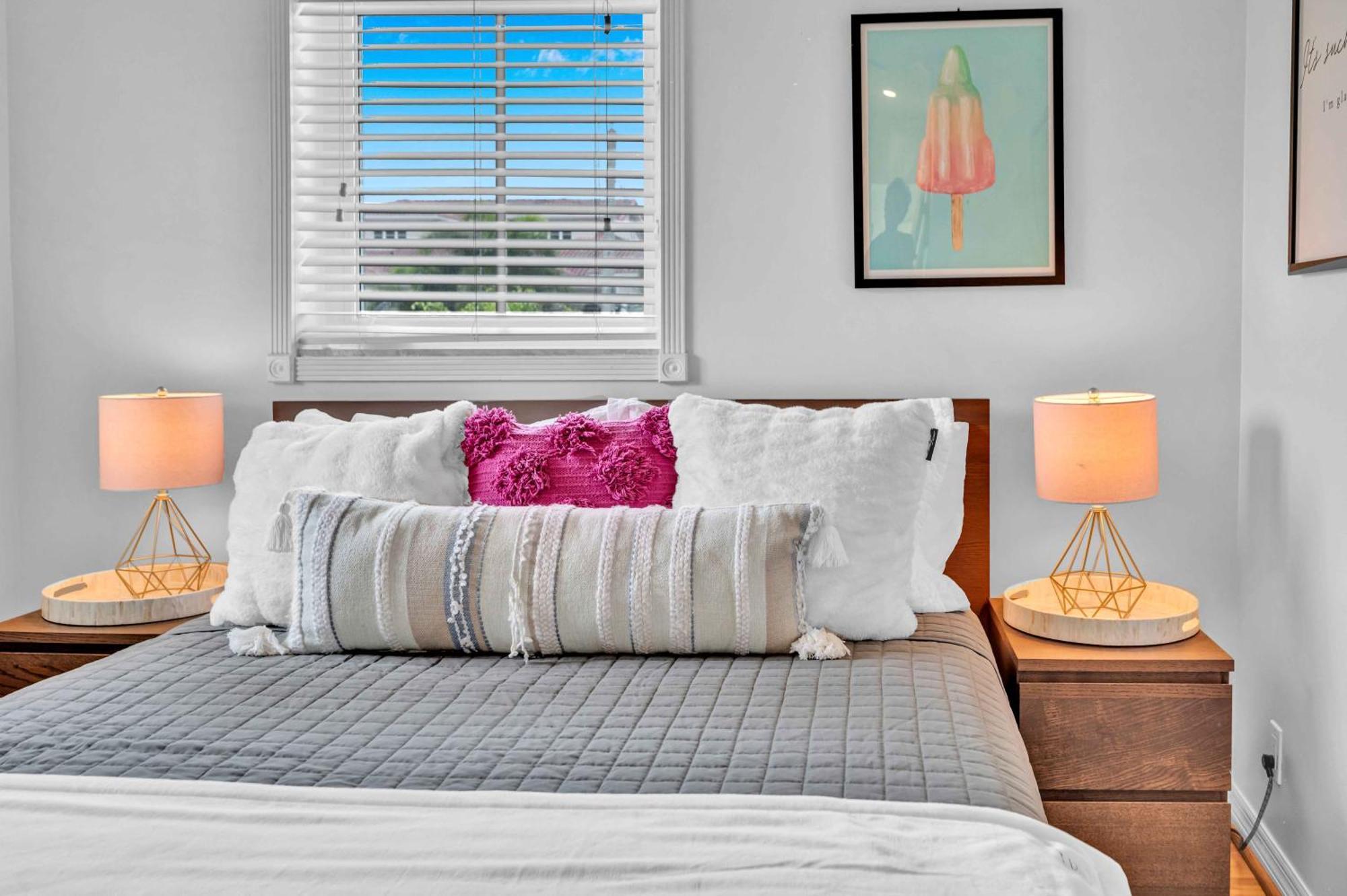 Holiday home Secluded Retreat Heated Pool Dock Access Quiet Neighborhood Saltaire Key Resldences Fort Lauderdale