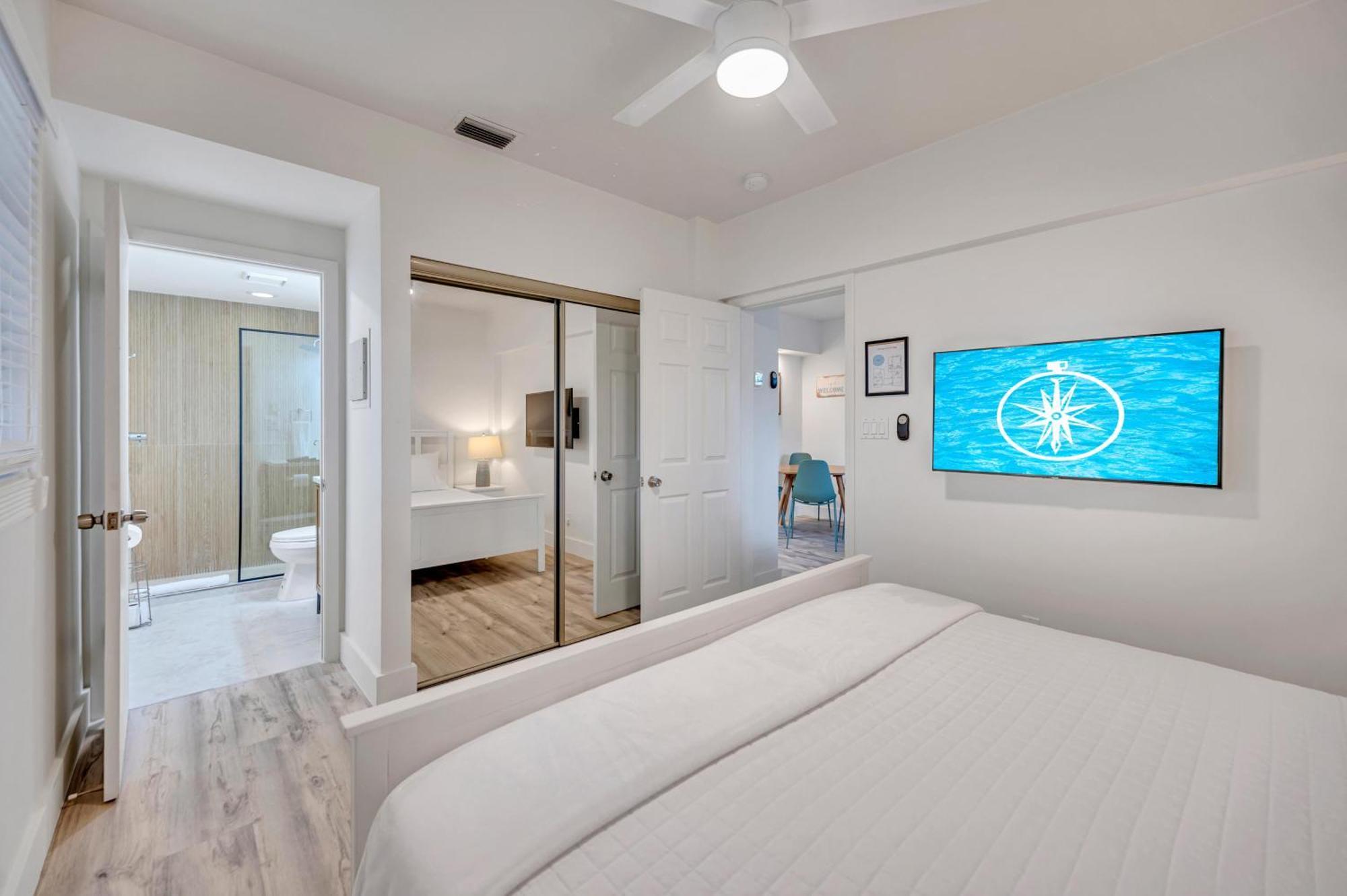 Holiday home Secluded Retreat Heated Pool Dock Access Quiet Neighborhood Saltaire Key Resldences