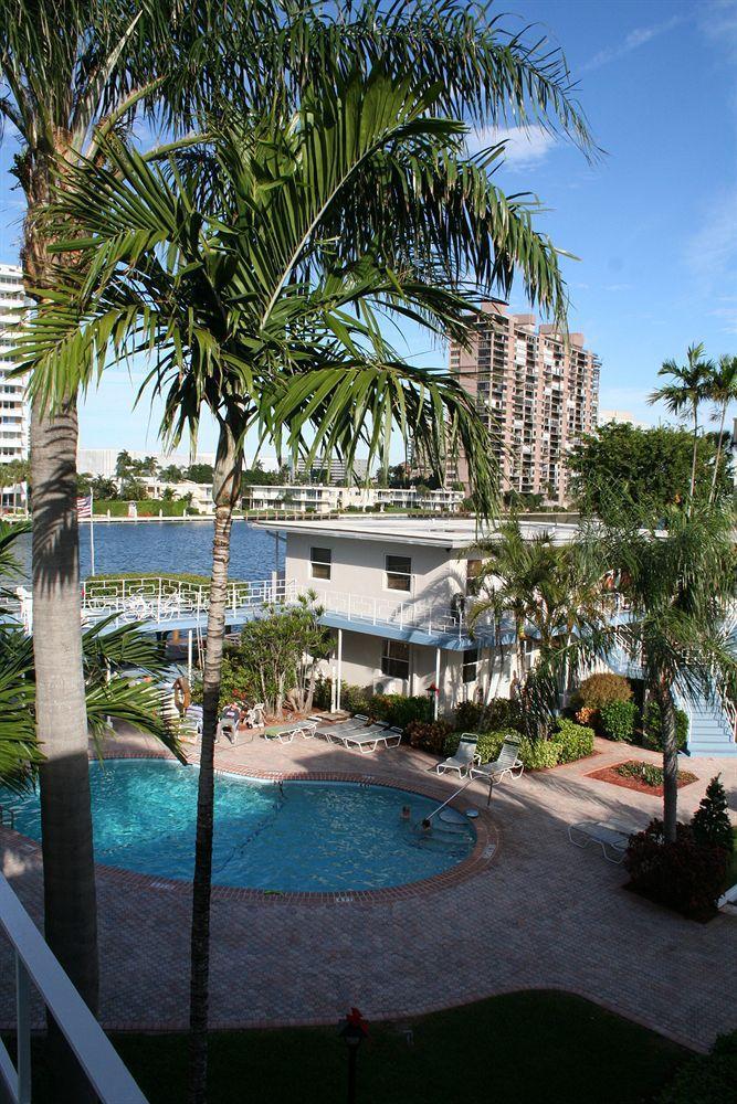 Isle Yacht Club Hotel