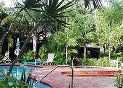 Worthington All Male 3* Fort Lauderdale